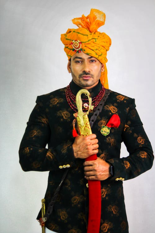 Sample Content: Secrets Each Would-be-groom Should Know to Choose the Perfect Wedding Sherwani